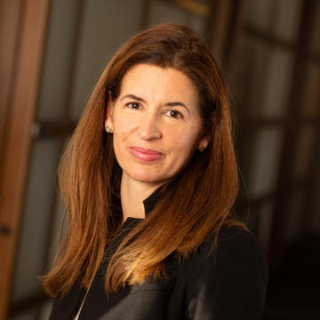 Portrait of Melani Cammett.
