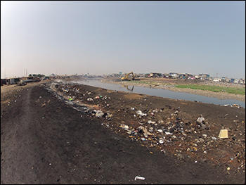 Image of AMA cleaning along the Korle Lagoon
