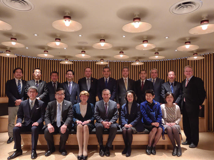 Image of US-Japan Program leadership with Harvard President Bacow in Japan