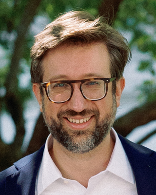 Headshot of Eric Gurevitch.