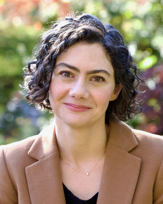Headshot of Susan Farbstein.