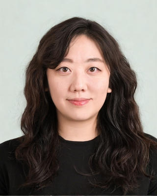 Headshot of Soojin Kim. 