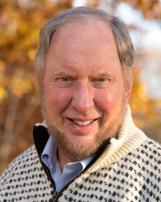 Headshot of Robert Putnam. 