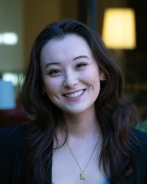 Headshot of Hana O'Looney.
