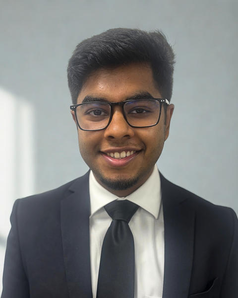 Headshot of Prateek Pillai.