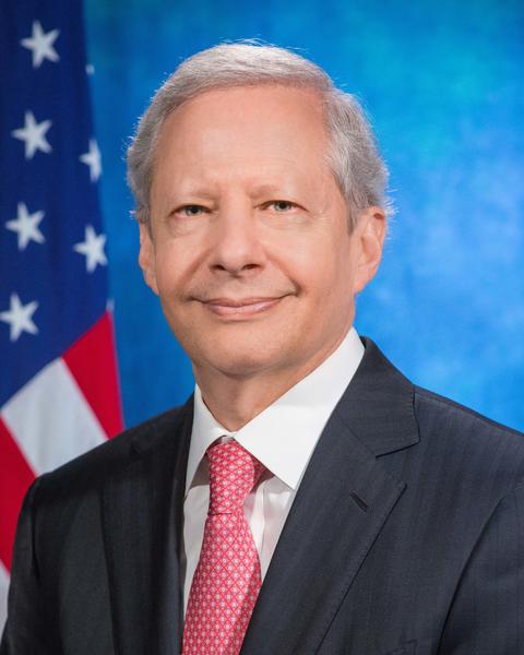 Headshot of Kenneth Juster.