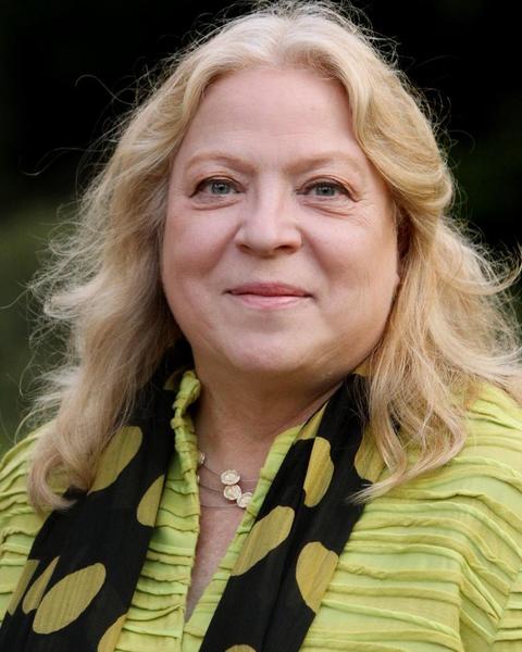 Headshot of Kim Scheppele.