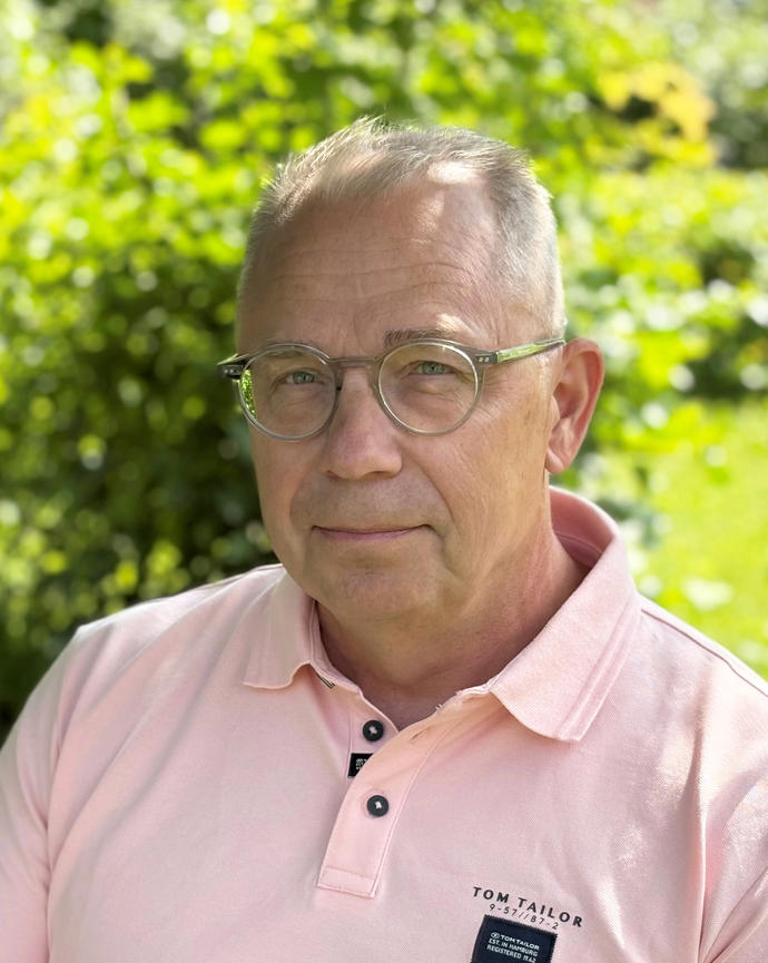 Headshot of Kimmo Alajoutsijärvi