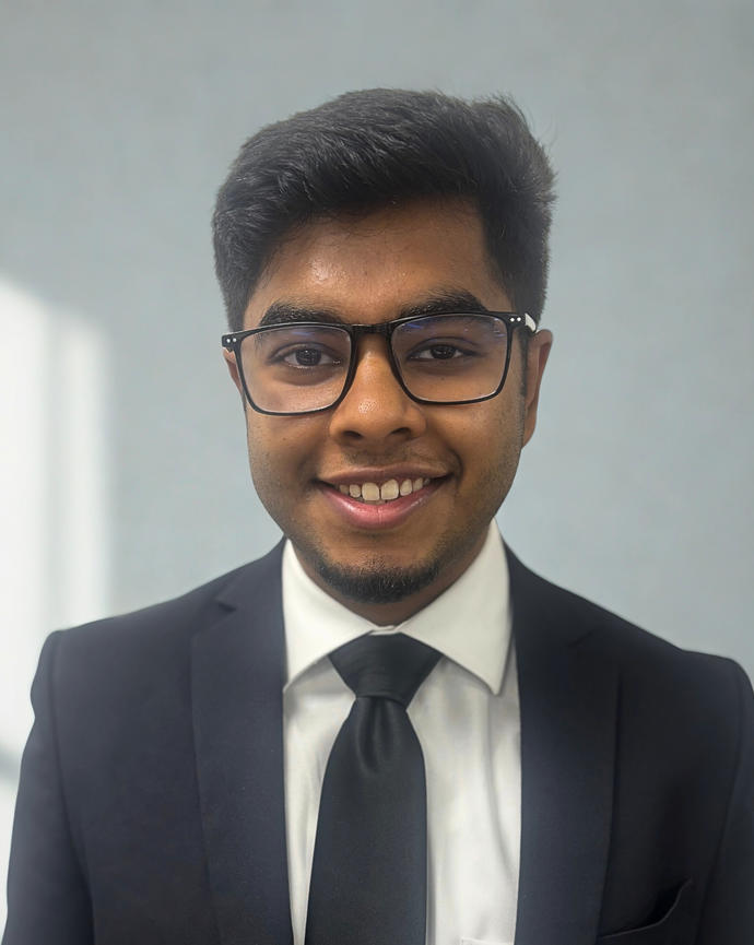 Headshot of Prateek Pillai.