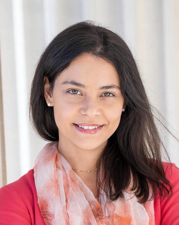 Headshot of Caterina Chiopris.