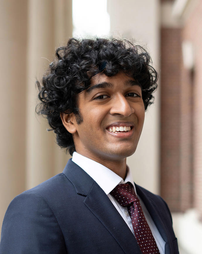 Headshot of Vikram Kolli. 