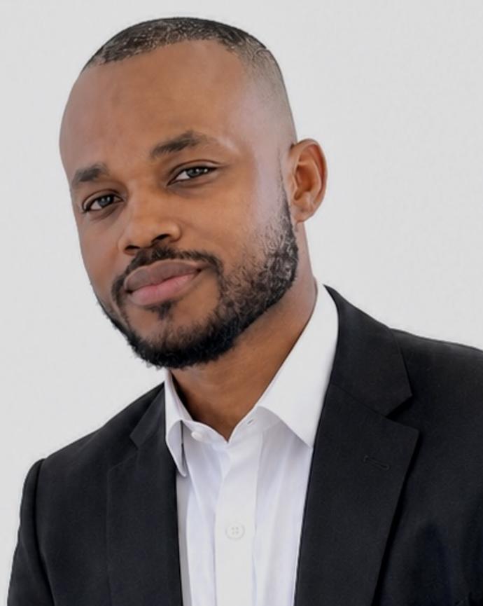 Headshot of Amadu Kunateh. 